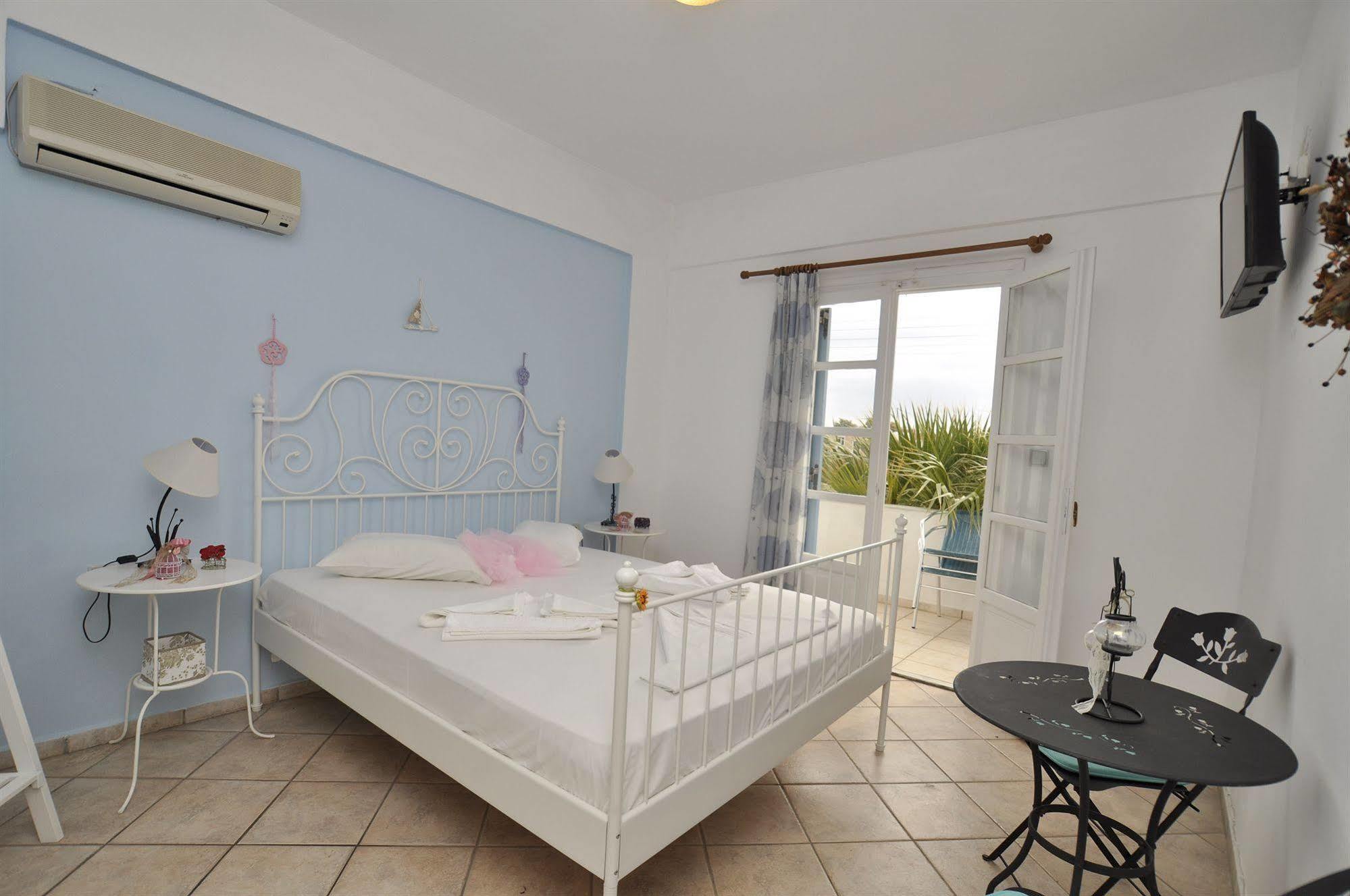 Aparthotel Manos